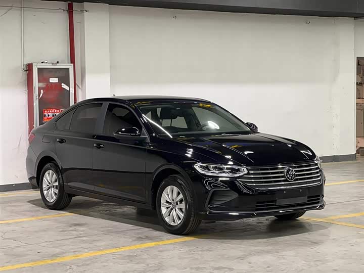 Фото 3 - Volkswagen Lavida