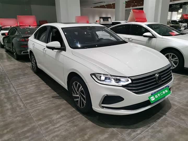 Фото 4 - Volkswagen Lavida