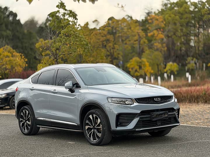 Фото 3 - Geely Tugella S