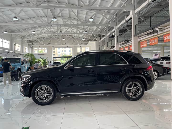 Фото 3 - Mercedes-Benz GLE-Class