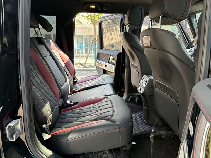 Фото 6 - Mercedes-Benz G-Class