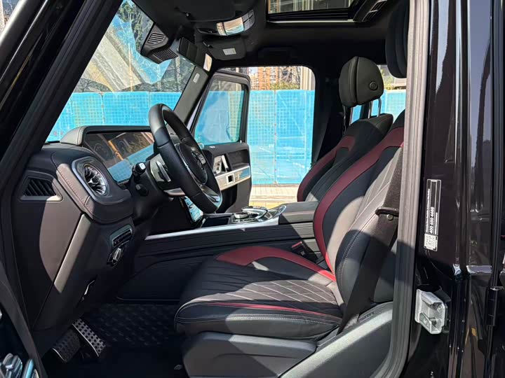 Фото 9 - Mercedes-Benz G-Class