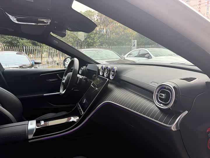 Фото 5 - Mercedes-Benz C-Class