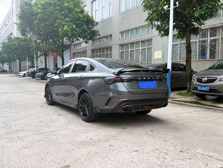 Фото 6 - Geely Binrui