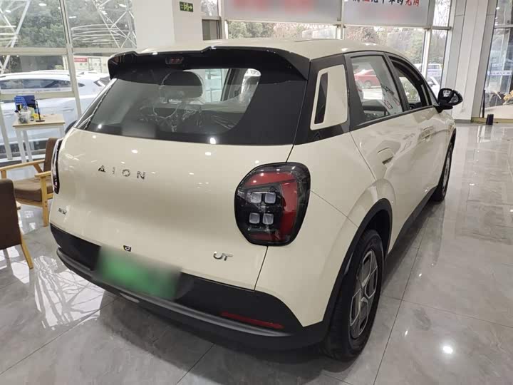 Фото 7 - GAC Aion UT