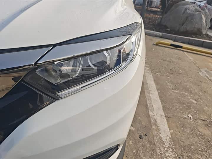 Фото 5 - Honda Vezel