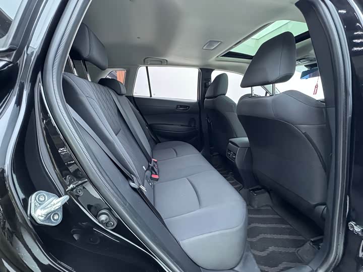 Фото 9 - Toyota Corolla Cross