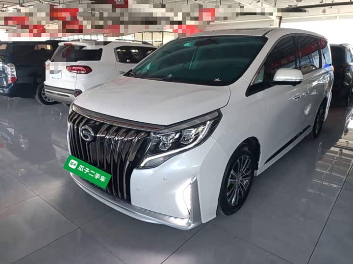 Фото 2 - GAC Trumpchi M8