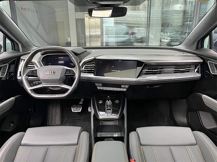 Фото 6 - Audi Q4 e-tron