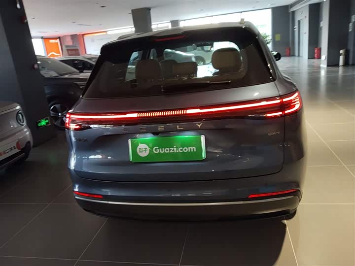 Фото 6 - Geely Galaxy Starship 7