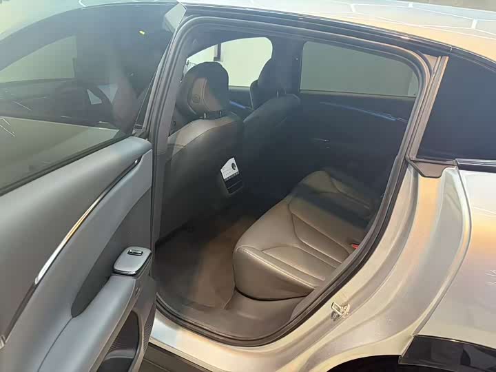 Фото 6 - XPeng G7