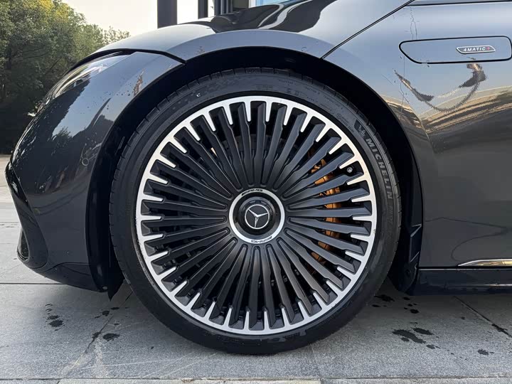 Фото 6 - Mercedes-Benz EQS AMG