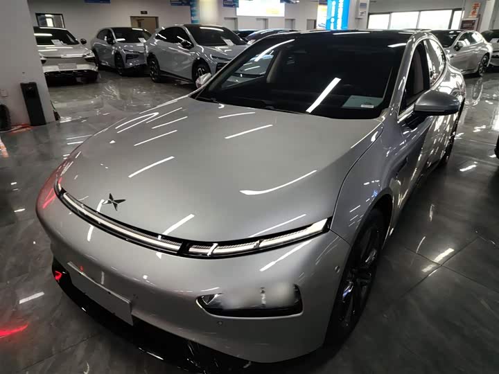 Фото 2 - XPeng P7