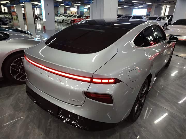 Фото 7 - XPeng P7