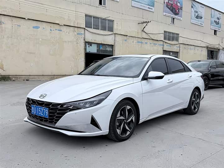 Фото 1 - Hyundai Elantra N line