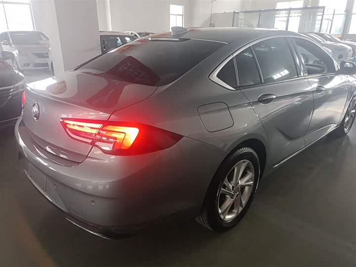 Фото 7 - Buick Regal