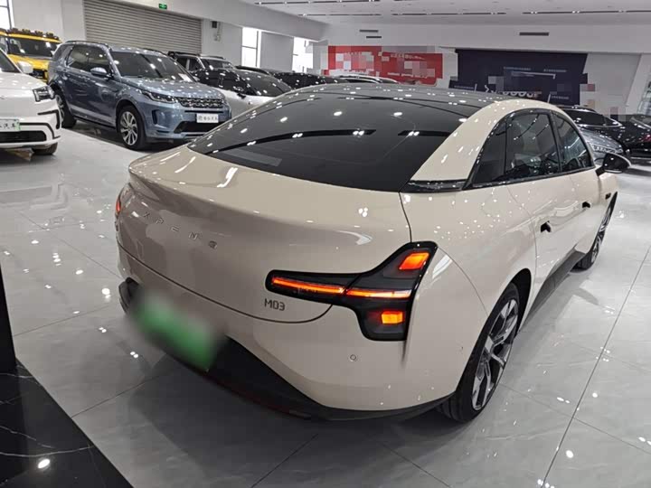 Фото 7 - XPeng Mona M03