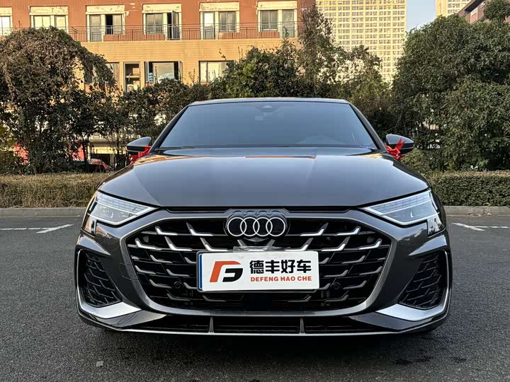 Фото 2 - Audi A3