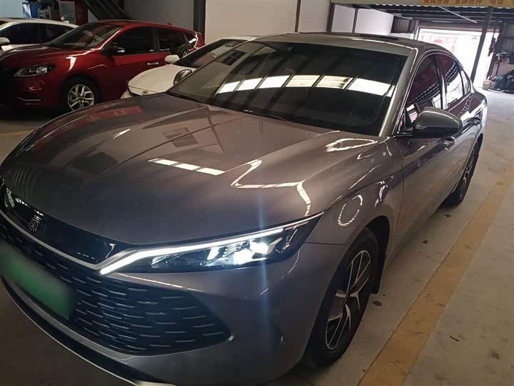 Фото 1 - BYD Qin L