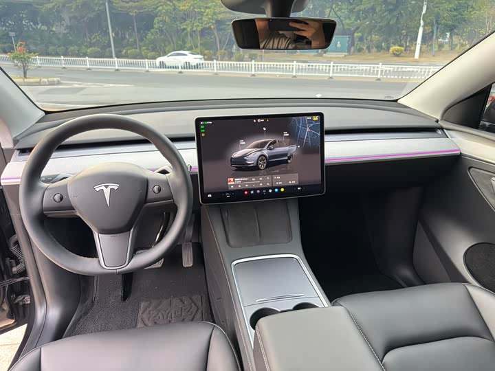 Фото 6 - Tesla Model Y