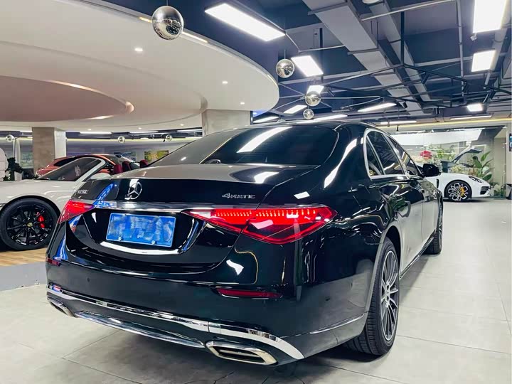 Фото 5 - Mercedes-Benz S-Class