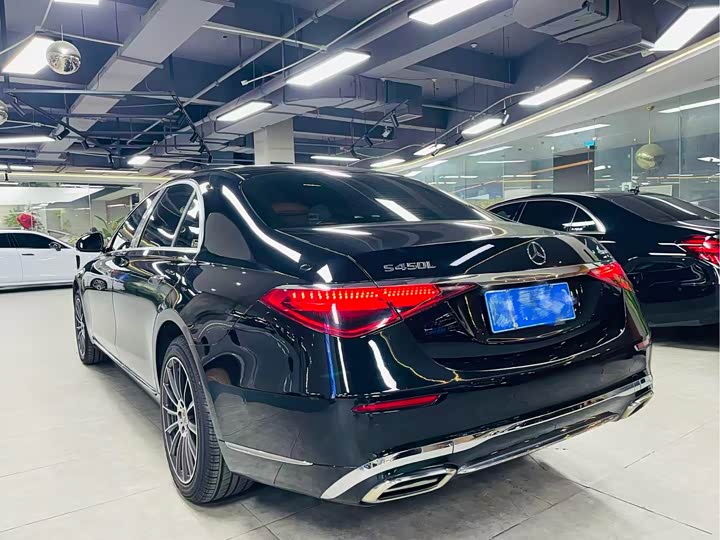 Фото 6 - Mercedes-Benz S-Class