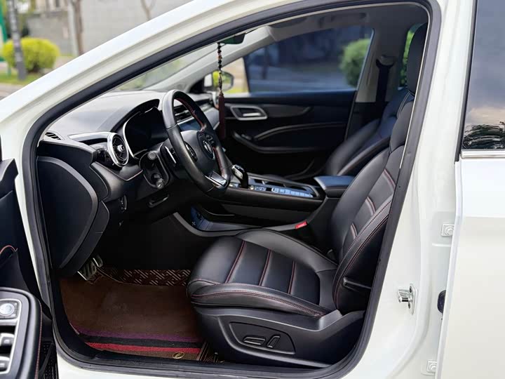 Фото 8 - MG Motor 6