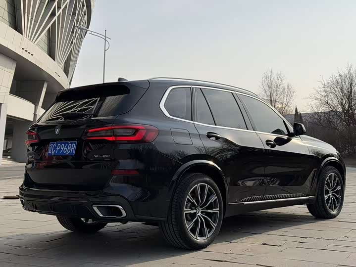 Фото 6 - BMW X5