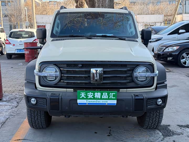 Фото 2 - Tank 300