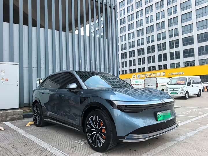 Фото 3 - Zeekr 7X