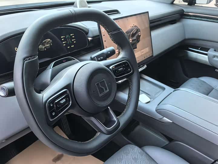 Фото 6 - Zeekr 7X