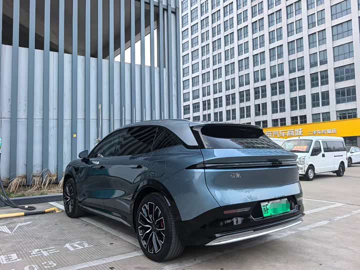 Фото 7 - Zeekr 7X