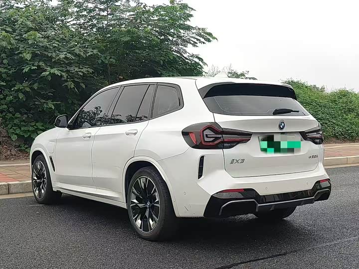 Фото 7 - BMW iX3