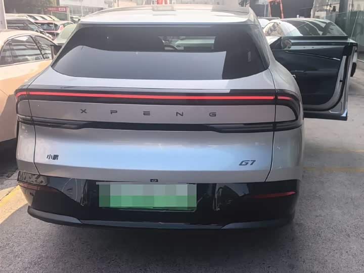 Фото 3 - XPeng G7