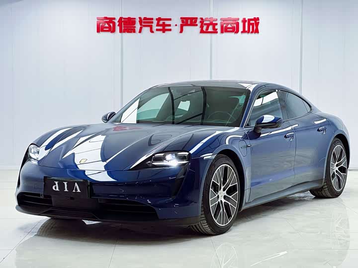 Фото 1 - Porsche Taycan