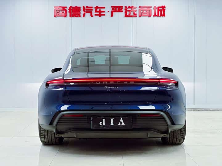 Фото 3 - Porsche Taycan