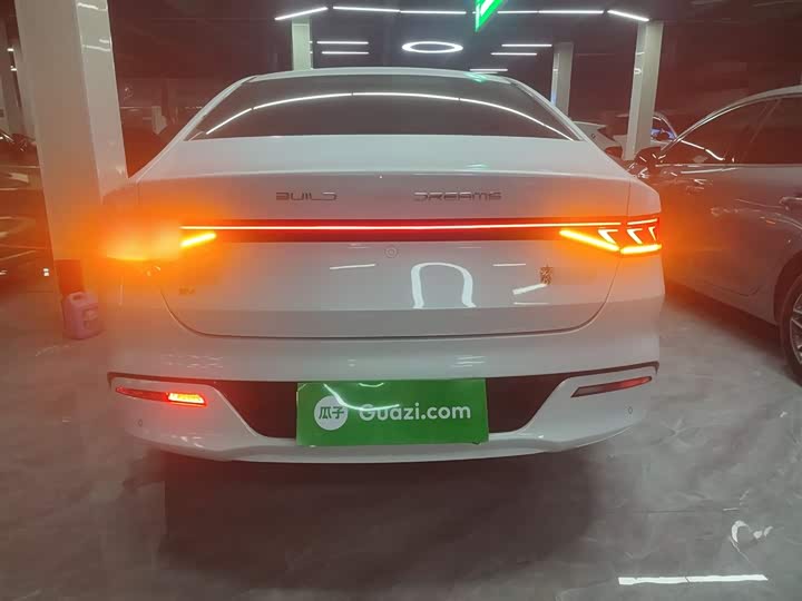 Фото 6 - BYD Qin Plus