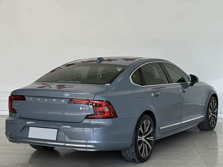 Фото 6 - Volvo S90