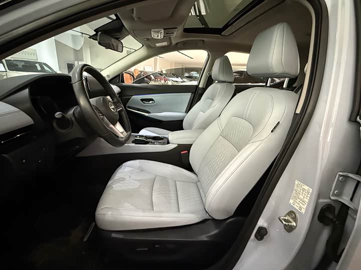 Фото 5 - Nissan Sylphy