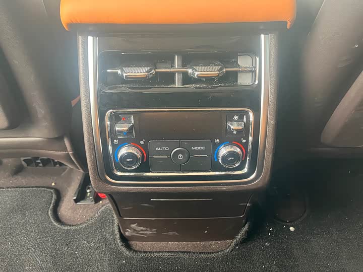 Фото 9 - Tank 500