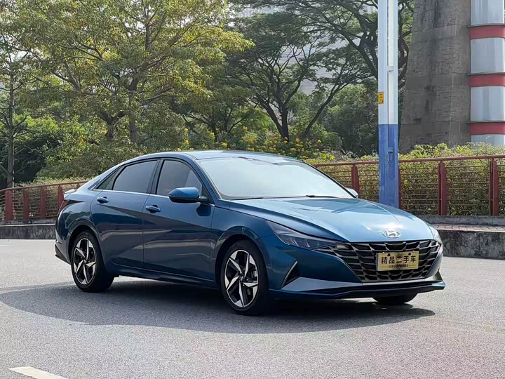 Фото 3 - Hyundai Elantra N line