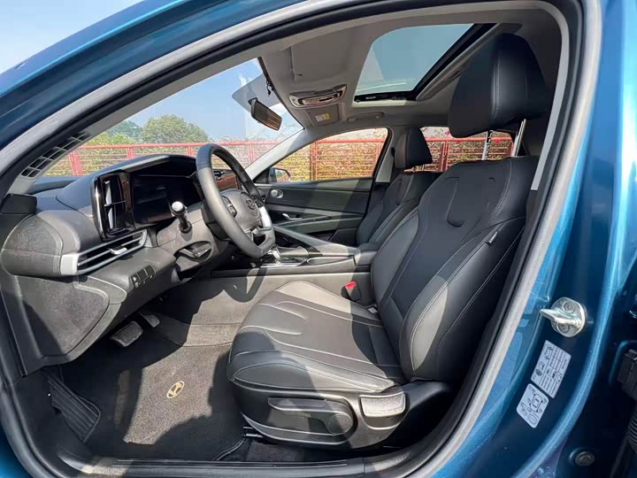 Фото 9 - Hyundai Elantra N line