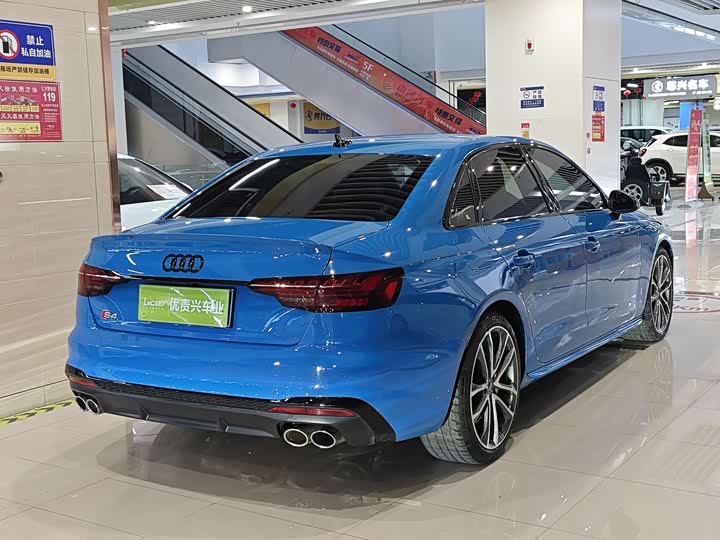 Фото 7 - Audi S4