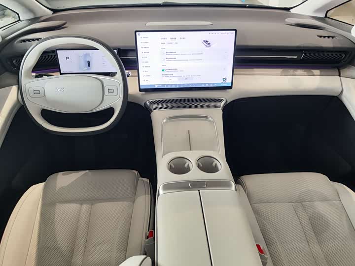 Фото 4 - XPeng X9