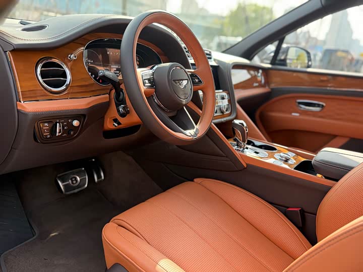 Фото 4 - Bentley Bentayga