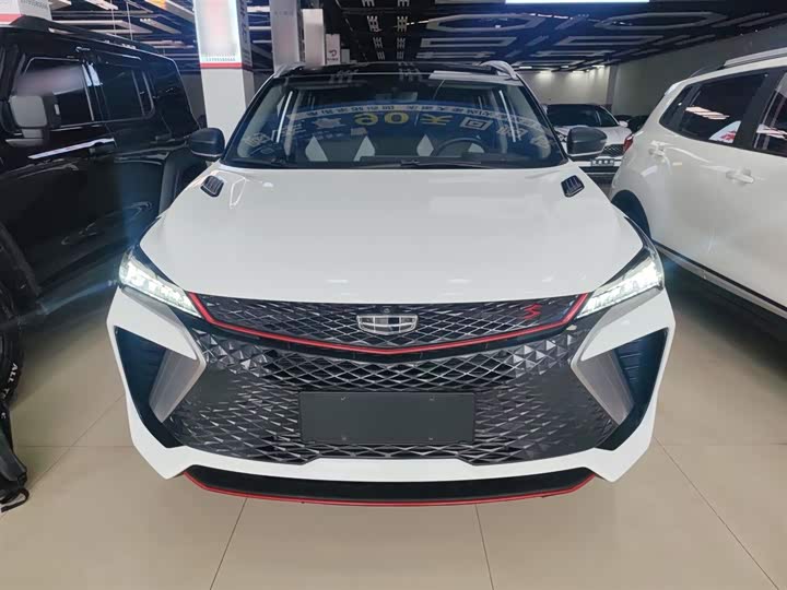 Фото 3 - Geely Coolray