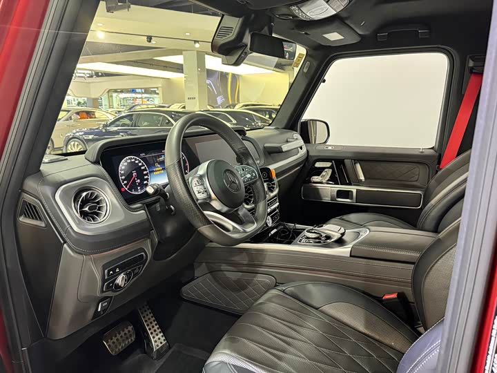 Фото 4 - Mercedes-Benz G-Class