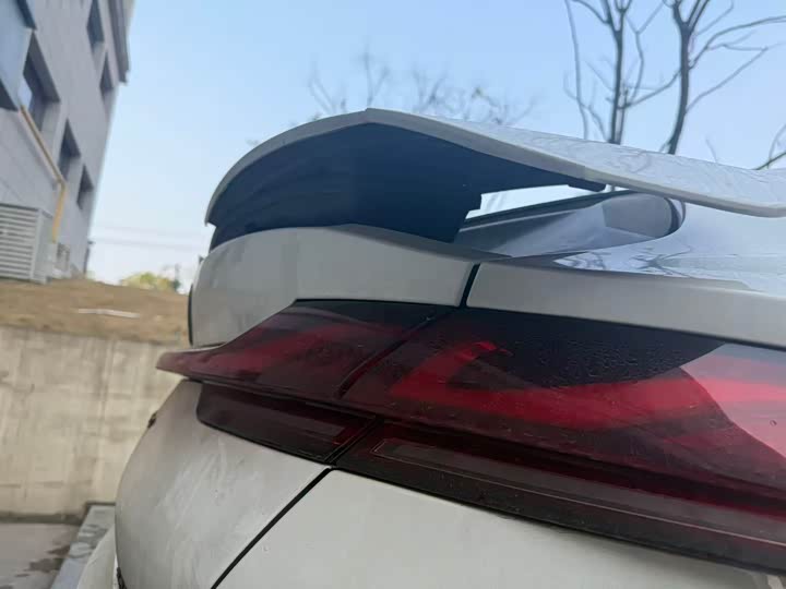 Фото 8 - MG Motor 7