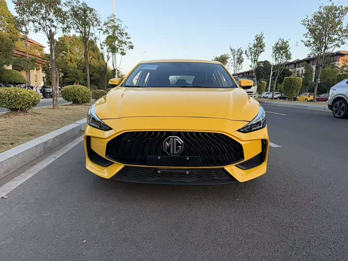 Фото 2 - MG Motor 5