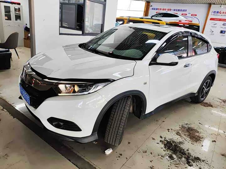 Фото 1 - Honda Vezel